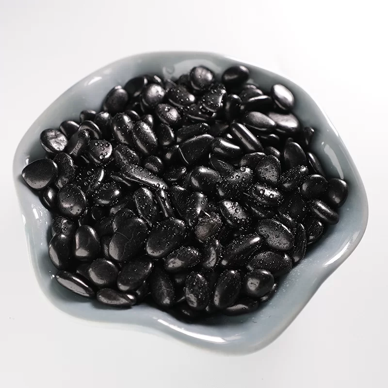 Natūralūs spalvingi / balti / juodi / geltoni trinkelių akmenys parko apželdinimui