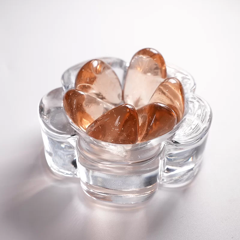 Spalvoti stiklo karoliukai, naudojami klijuojamiems akmenims ir dekoravimui